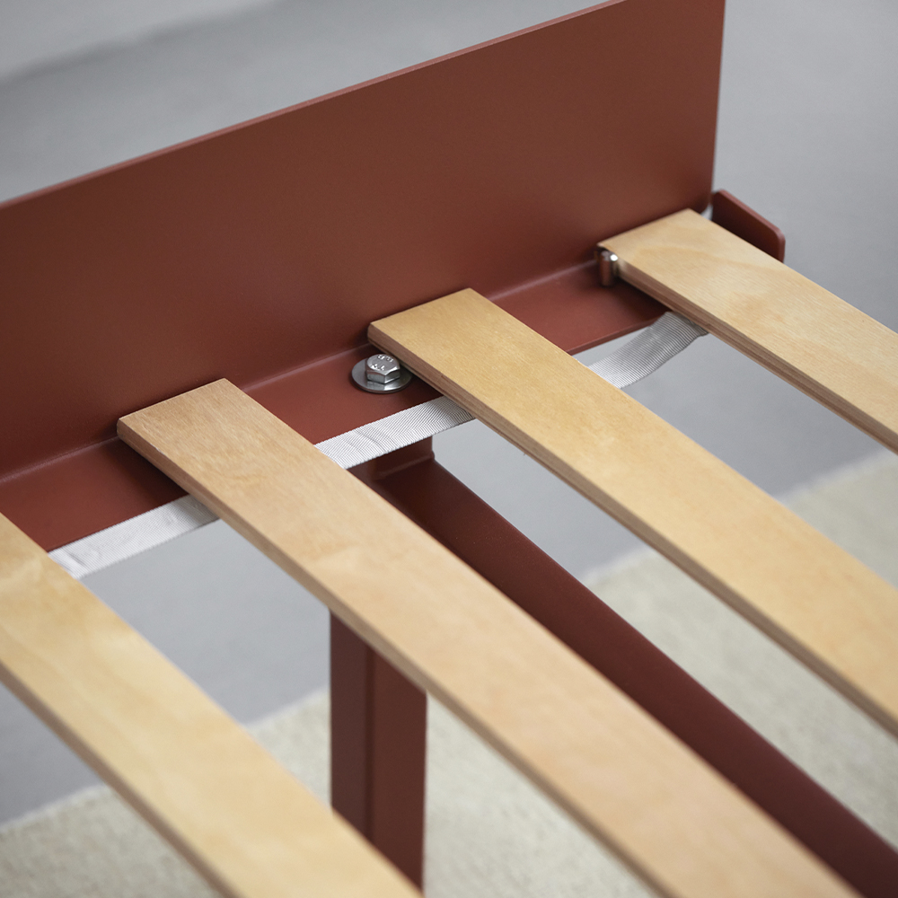 _0000_MOEBE_Tall-Bed_IC_Terracotta_High-Res_07.jpg
