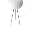_0002_vipp-581-paper-floor-lamp-dark-oak-detail-02.jpg
