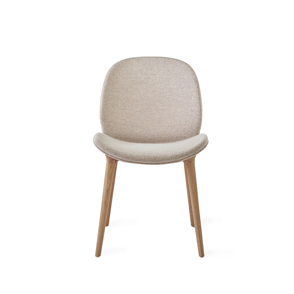 _0006_vipp-462-lodge-chair-brook-beige61474chesnut-light-aok-01.jpg