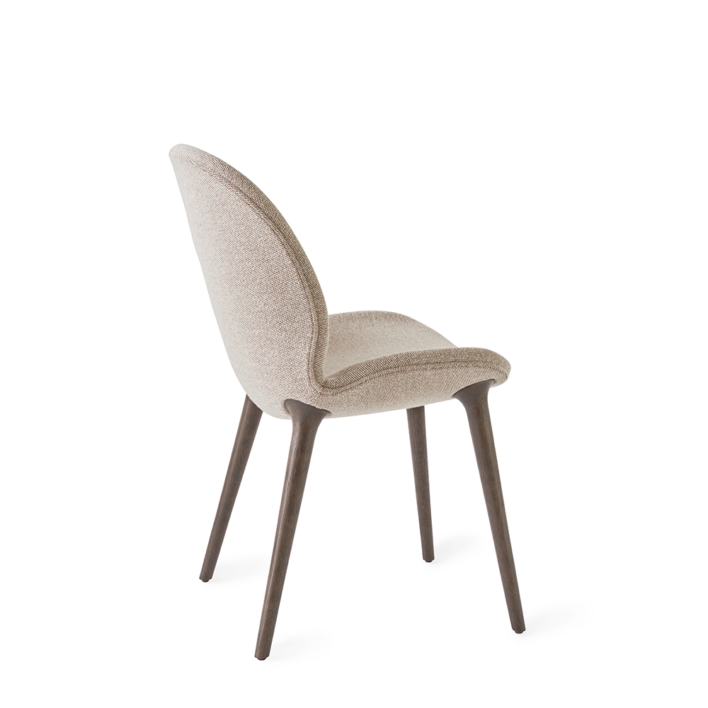 _0007_vipp-462-lodge-chair-brook-beige61474chesnut-dark-aok-04.jpg