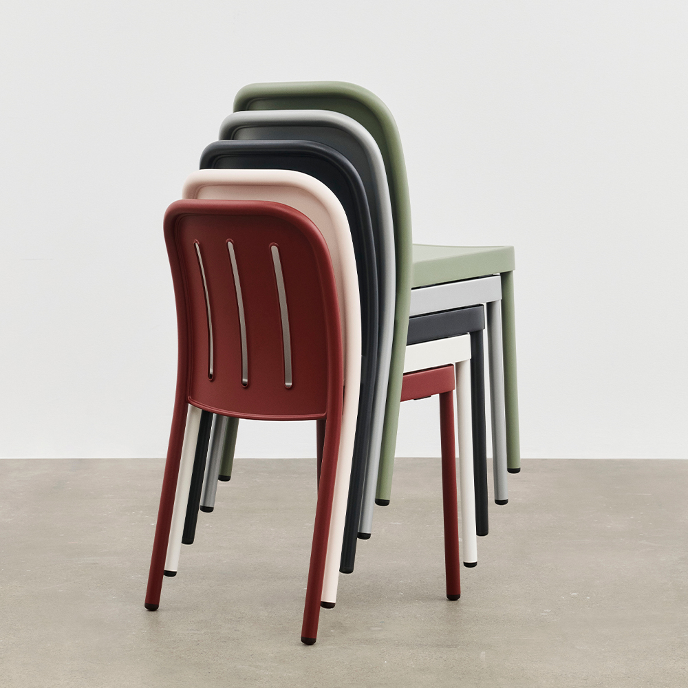 _0009_Deville-Chair-family_01.jpg