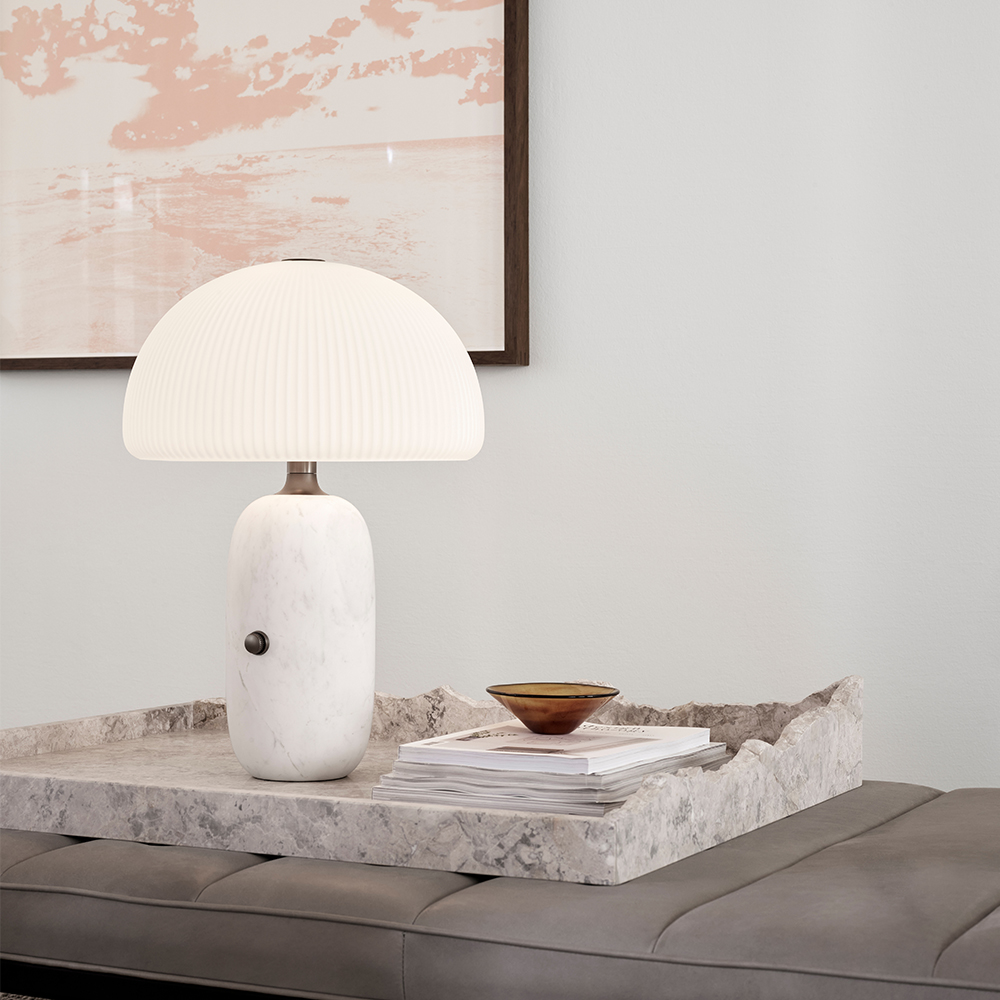 _0010_vipp-592-sculpture-table-lamp-white-marble-03-01.jpg