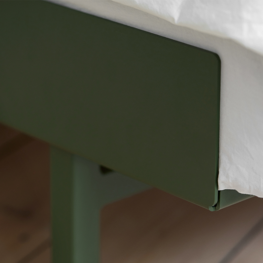 _0012_MOEBE_Bed_IC_Pine-green_High-Res_08-1.jpg