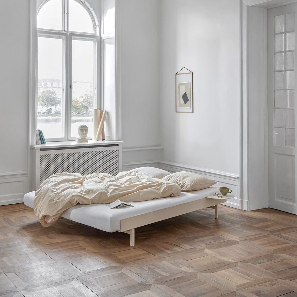 _0018_MOEBE_Bed_IC_Sand_High-Res_01.jpg