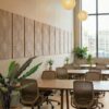 BuzziPlate Maze i Cream på kontor