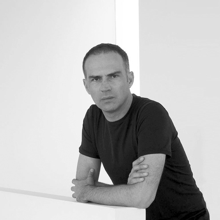 Esteve, Ram&oacute;n