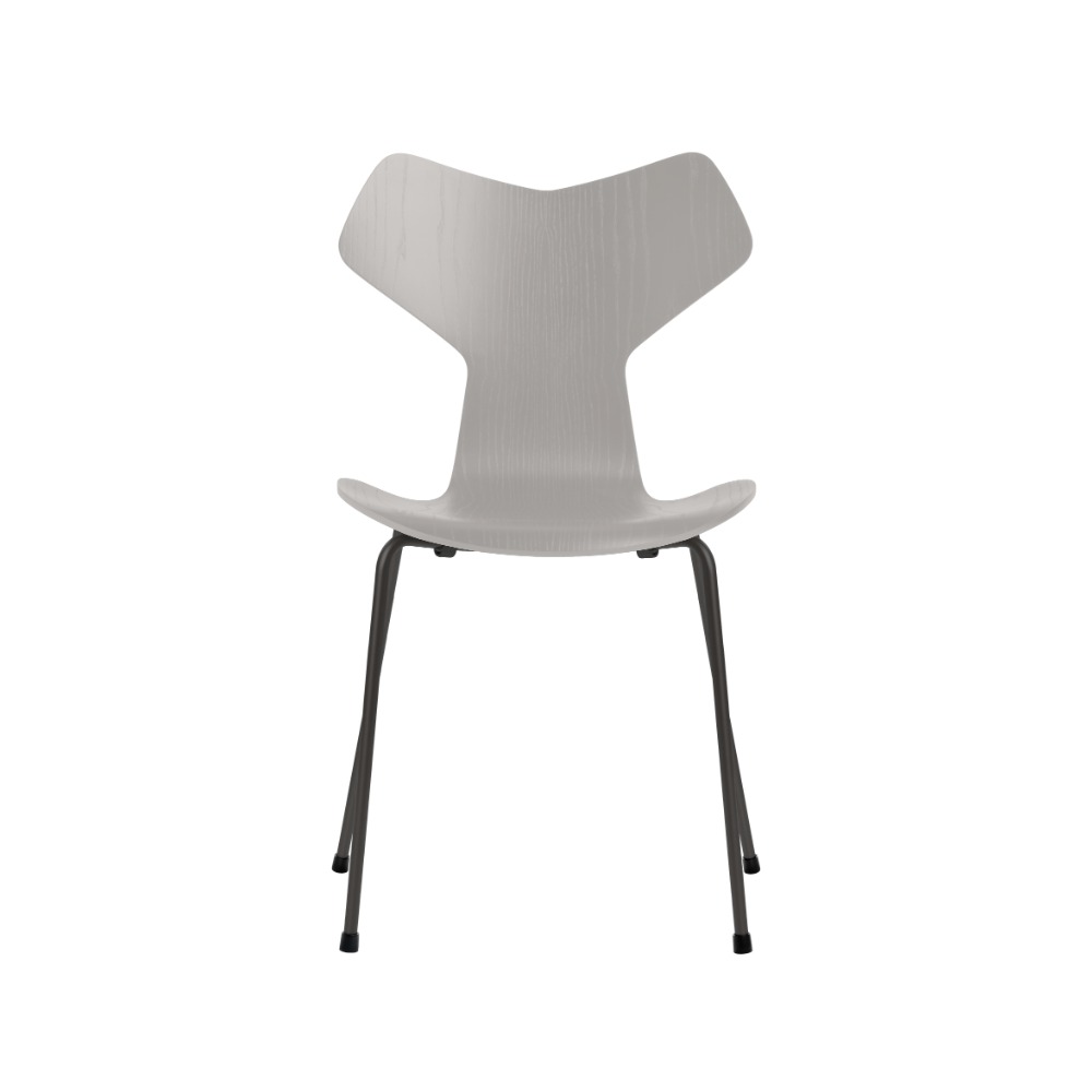 Fritz Hansen Grand Prix™ stol 3130 i Nine Grey farvet ask med warm graphite pulverlakeret stel