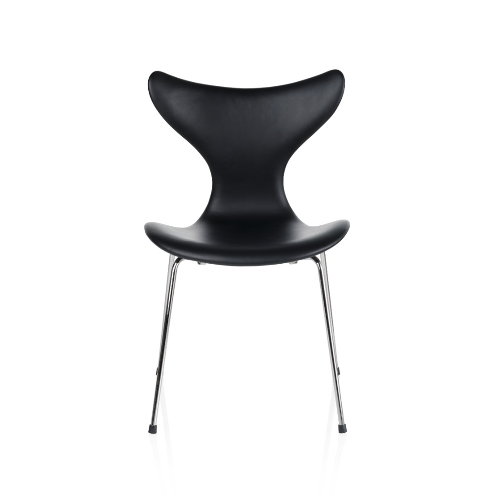 Fritz Hansen Liljen™ stol 3108 fuldpolstret i sort læder