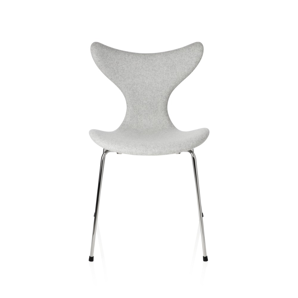 Fritz Hansen Liljen™ stol 3108 fuldpolstret i tekstil