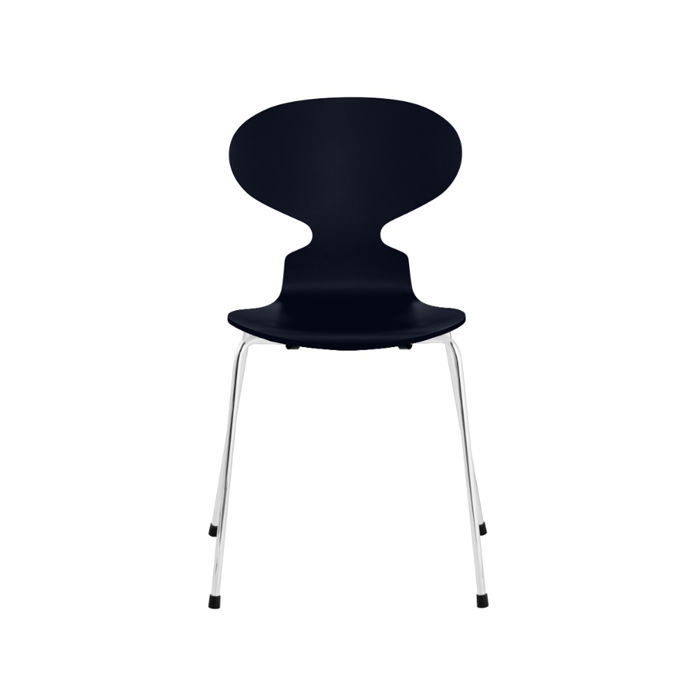 Fritz Hansen Myren™ stol 3101 i Midnight Blue lakeret finér med forkromet stål stel