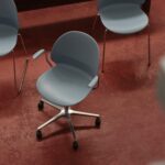 N02™ Recycle stole med meder, drejearmstol og ben i lyseblå