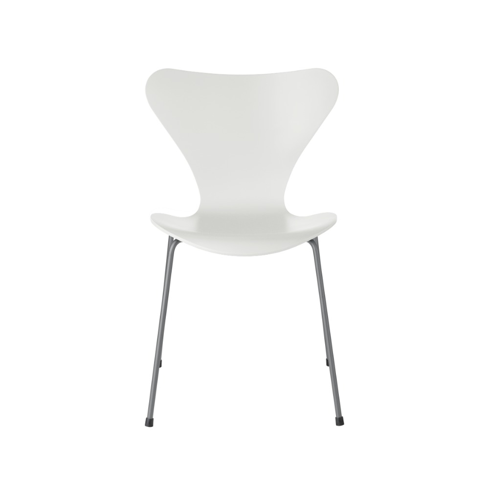 Fritz Hansen Syveren™ stol 3107 i Hvid lakeret finér med silver grey pulverlakeret stel