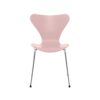 Fritz Hansen Syveren™ stol 3107 i Pale Rose farvet ask med forkromet stål stel