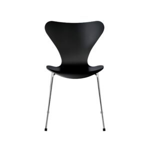 Fritz Hansen Syveren™ stol 3107 i Sort lakeret finér med forkromet stål stel