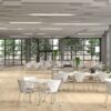 Fritz Hansen Syveren™ stole og barstole i lys kantine