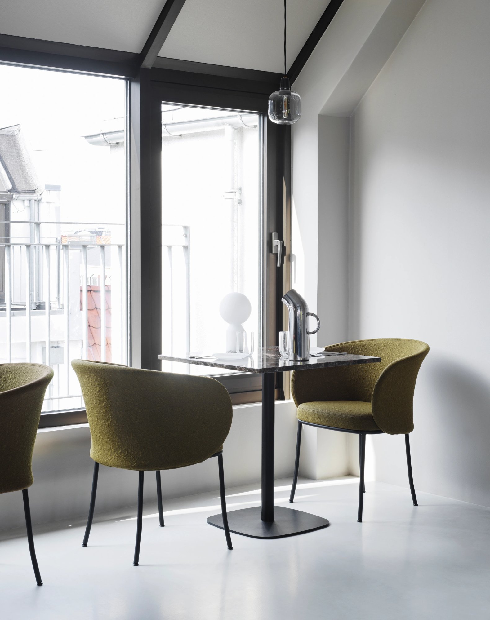 nc-miljoe-2025-knit-armchair-olive-form-cafe-table-h75x60x60-marble-coffee-1