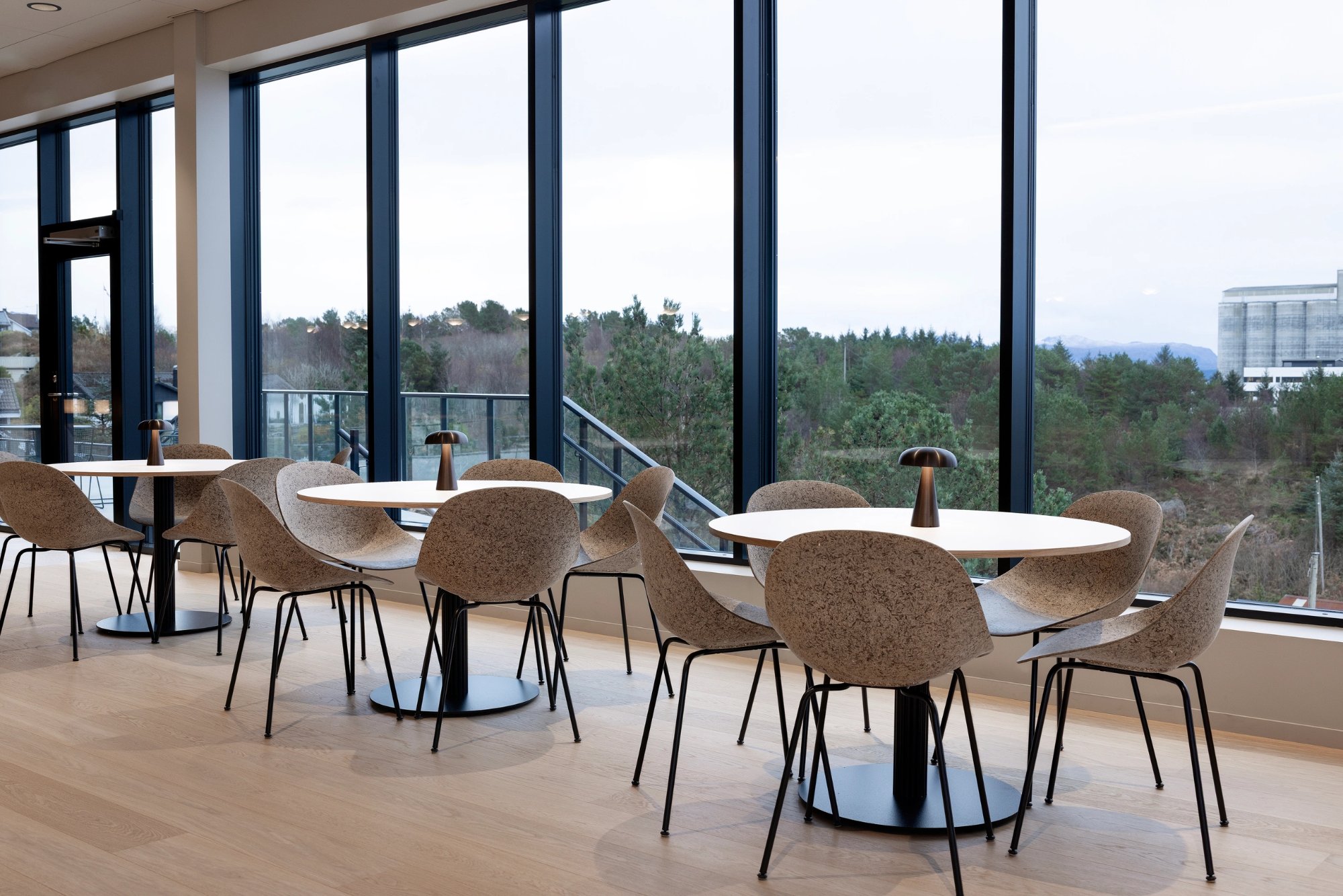 nc-projekt-nor-tekstil-norway-burra-lounge-chair-mat-chair-form-chair-office-14