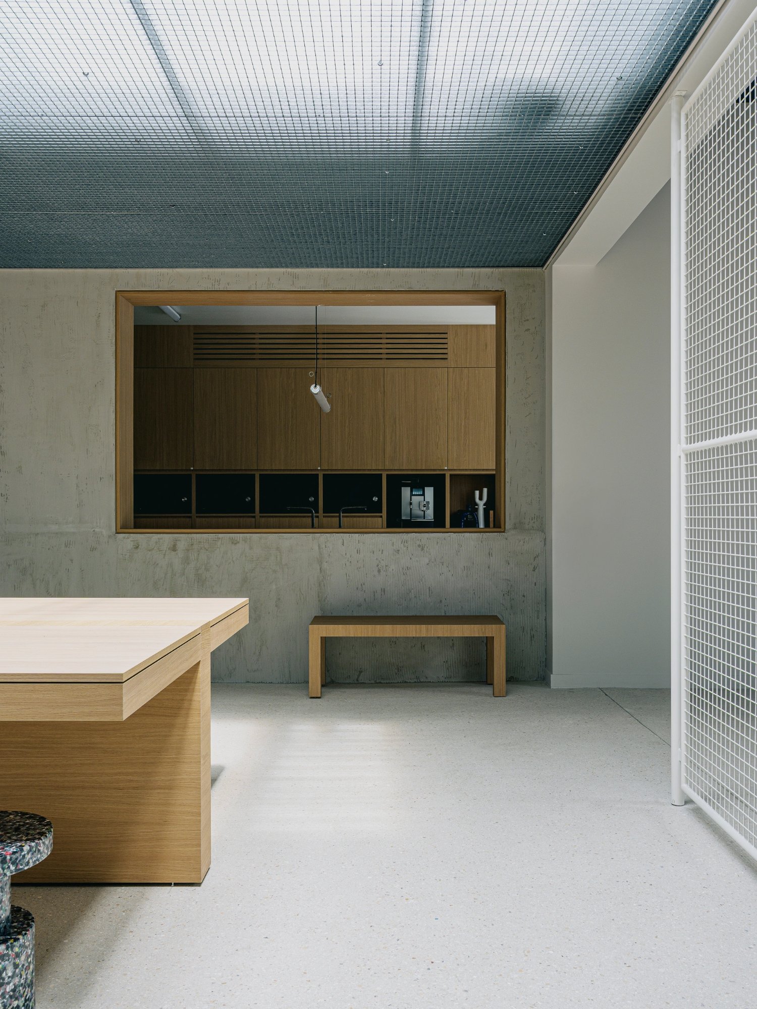 nc-projekt-yard-agency-france-office-bit-stool-4