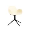 normann-form-armstol-drejefod-sortalu-creme