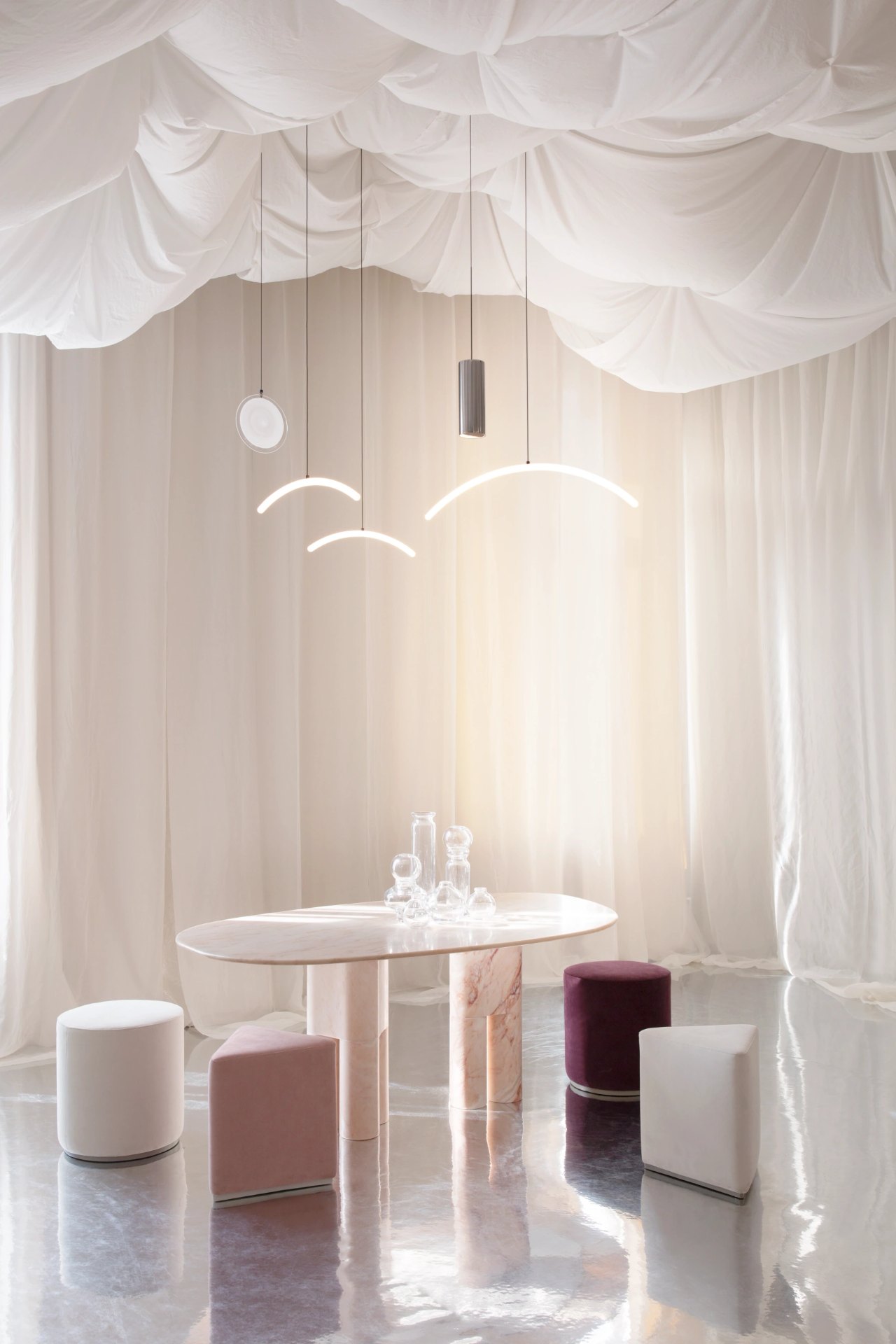 Dream Catcher Bow Pendel i et indrettet rum