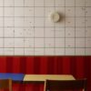 Lille 18 Væglampe – miljøbillede Lille 18 Væglampe i et indrettet rum