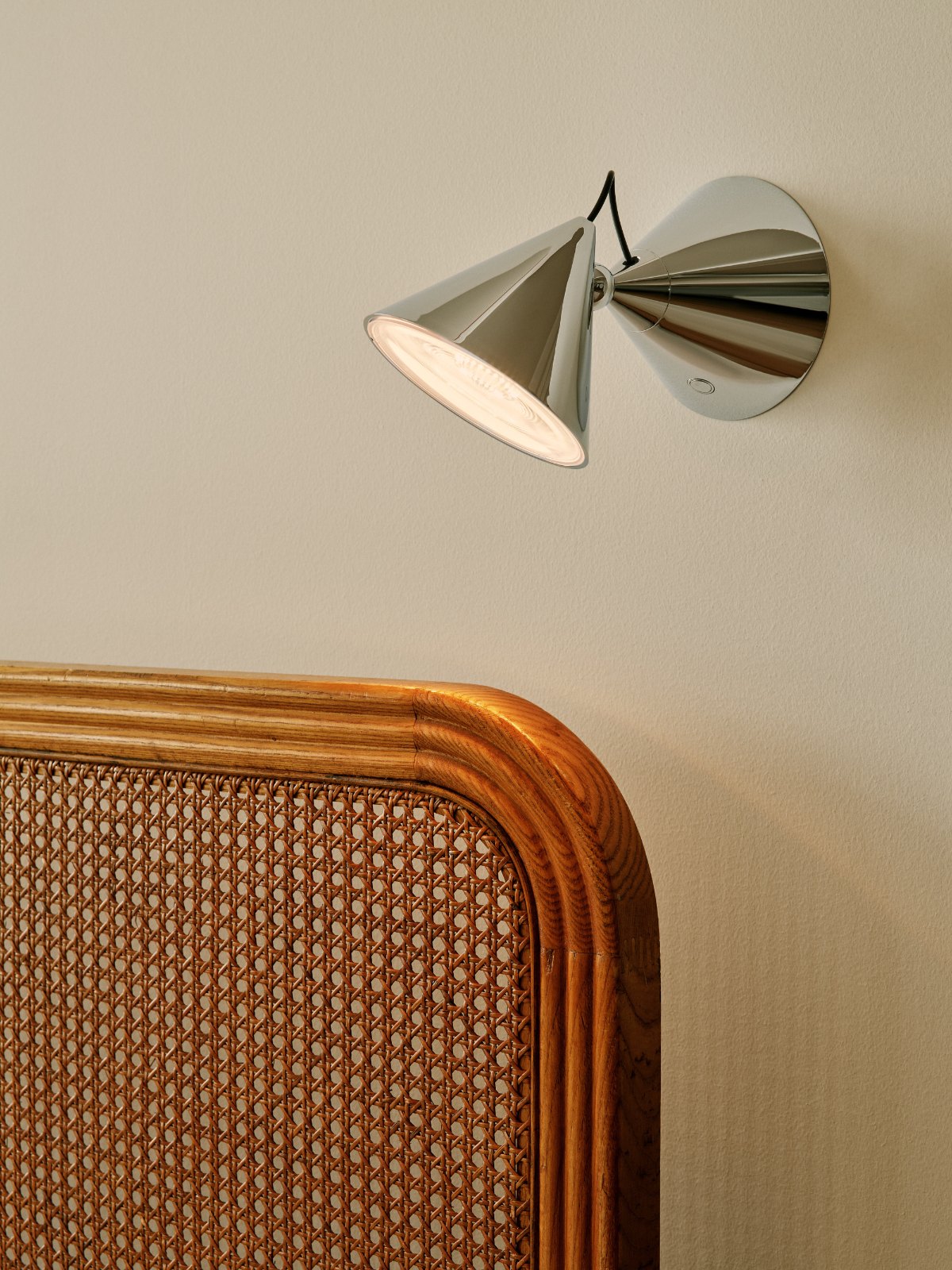 Tom Dixon Pose Surface Light