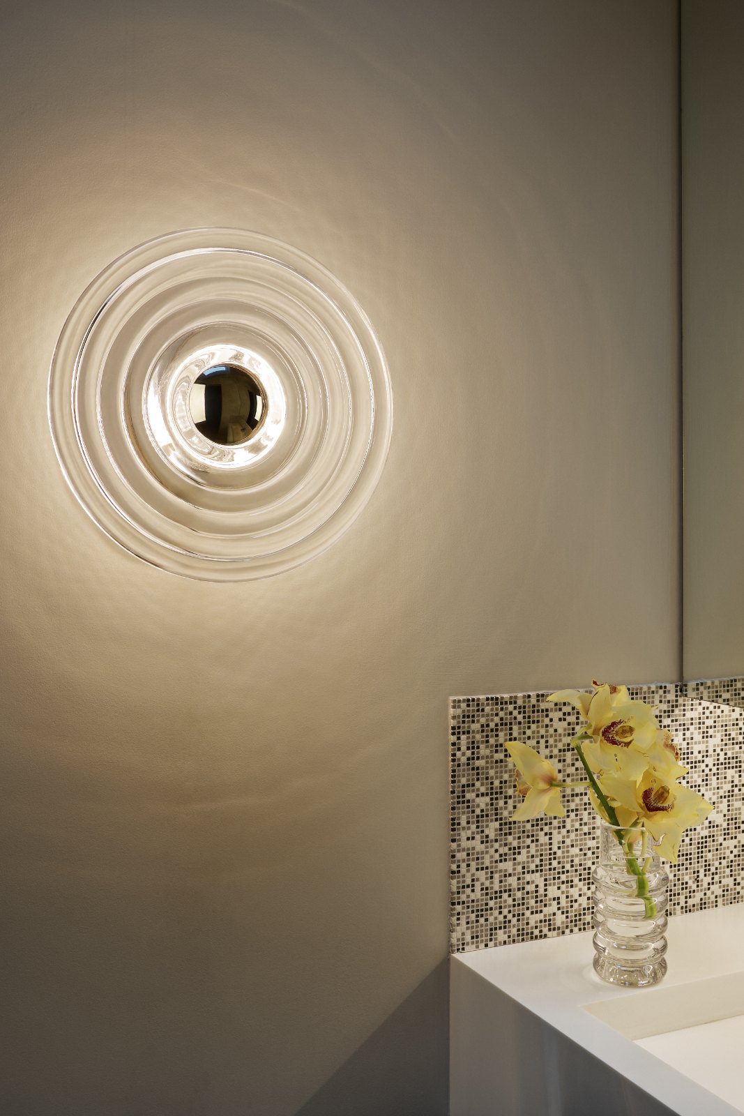 Tom Dixon Press Surface Light Tom Dixon Press Surface Light