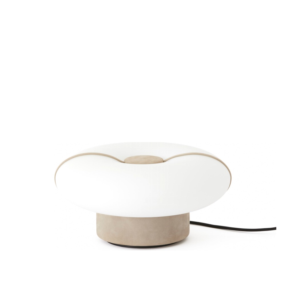 Bolina Bordlampe i hvidt glas og lys beige nabuk – Tooy Bolina Bordlampe i hvidt glas og lys beige nabuk – Tooy