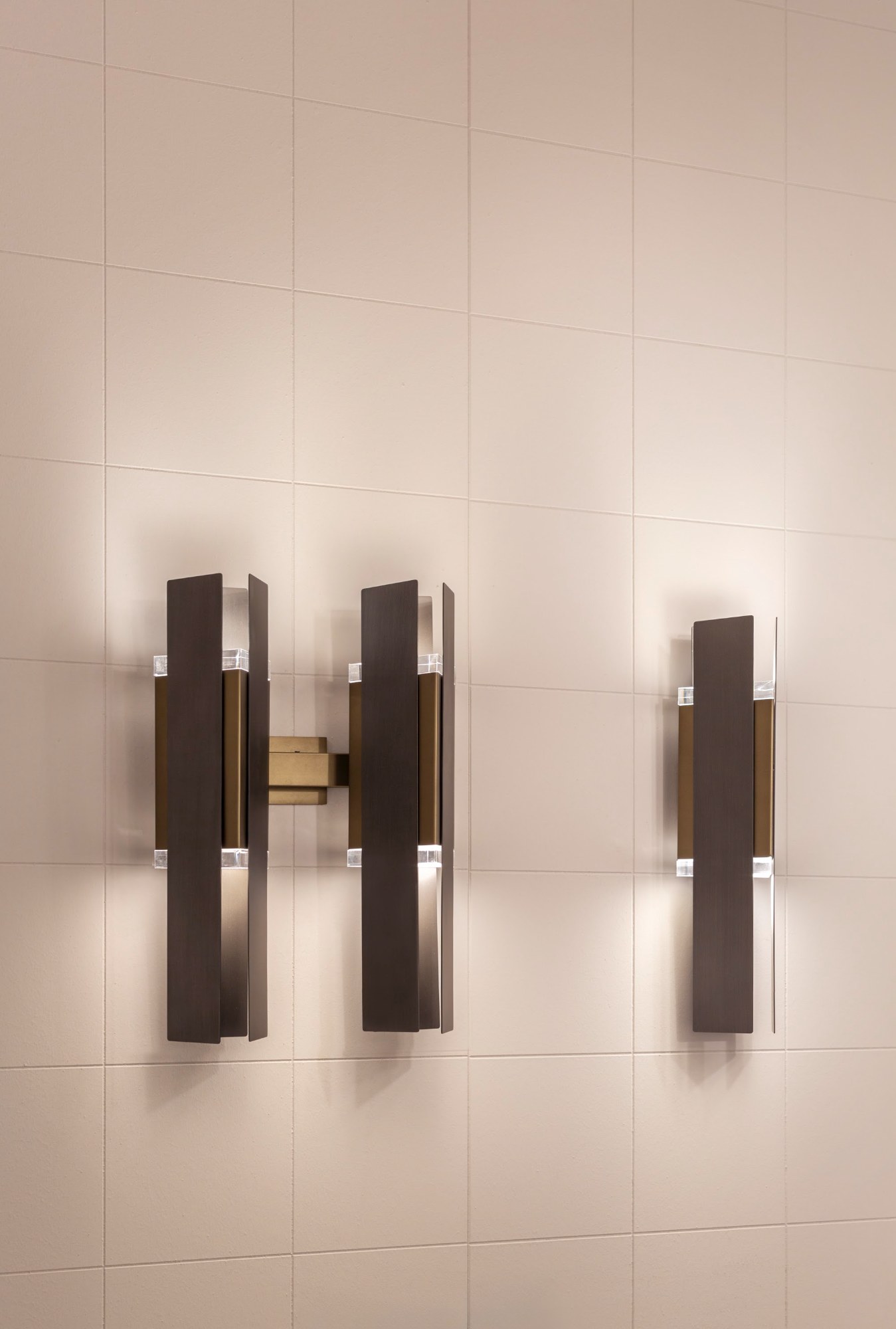 Excalibur Væglamper i mørk bronze – Tooy Excalibur Væglamper i mørk bronze – Tooy