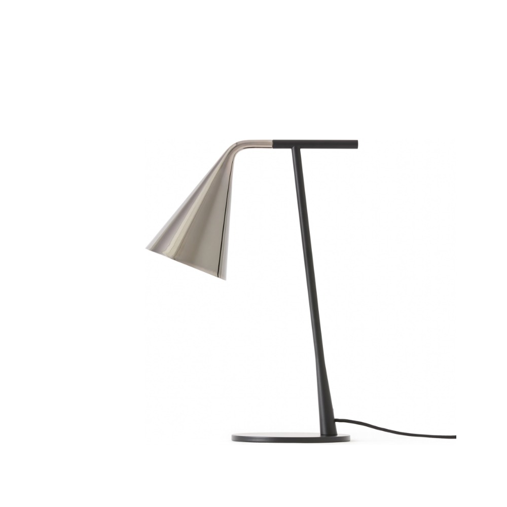 Gordon Bordlampe i mat sort med sort krom – Tooy Gordon Bordlampe i mat sort med sort krom – Tooy