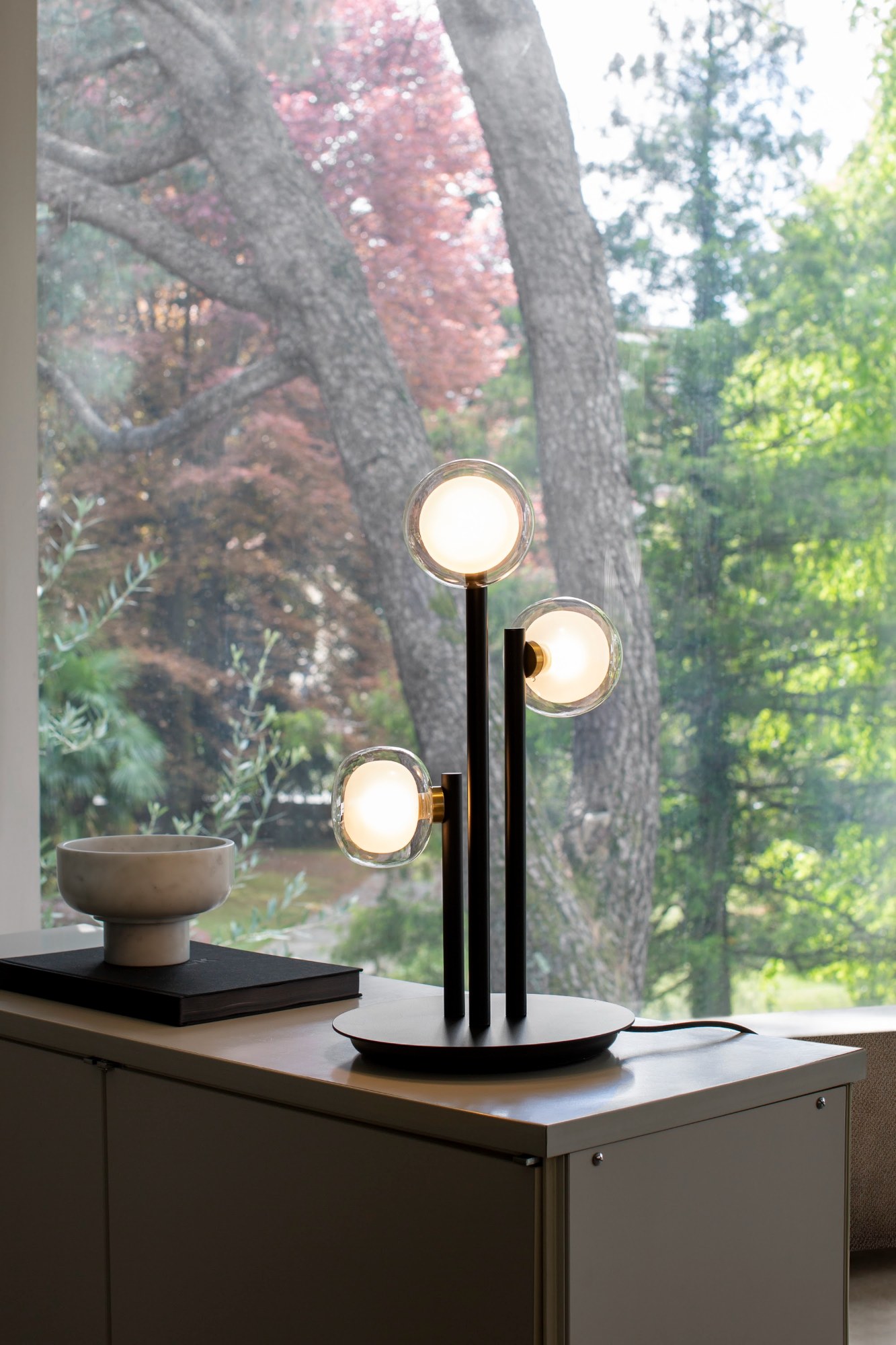 Nabila Bordlampe med tre glas – Tooy
