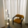 Nabila Gulvlampe i interiør – Tooy Nabila Gulvlampe i interiør – Tooy
