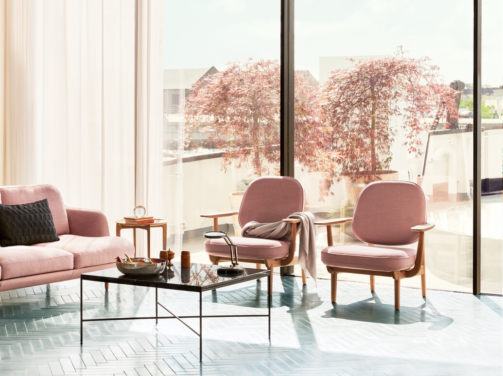 Fred™ lænestole i lakeret eg i lounge Fred™ lænestole i lakeret eg i lounge