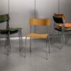 Campus Air stole fra Lammhults i oliven, camel og orange, stablet