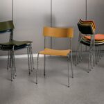 Campus Air stole fra Lammhults i oliven, camel og orange, stablet
