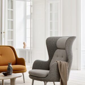 Ro™ loungestol og Fri™ Sofa i lounge