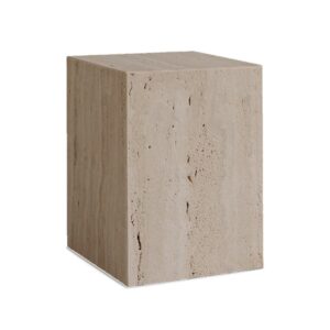 COI Sidebord i sten fra un’common
