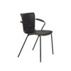 Vico Duo™ armstol forsidepolstret i Essential-læder med klarlakeret valnød – sort stel Vico Duo™ armstol forsidepolstret i Essential-læder med klarlakeret valnød – sort stel