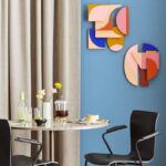 Vico Duo™ armstole i sortfarvet ask i café